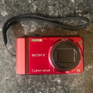 Sony Cybershot 16.1 megapixel digital camera with case and 2 battery chargers